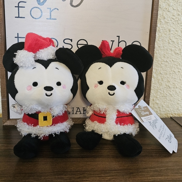 Mickey & Minnie Mouse Hallmark Magnetic Plush Santa Disney 5 In Toy Collectible - Picture 1 of 11